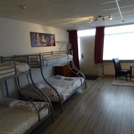 Hotel Wijkerhaven เบเวอร์เวจ์ค ภายนอก รูปภาพ