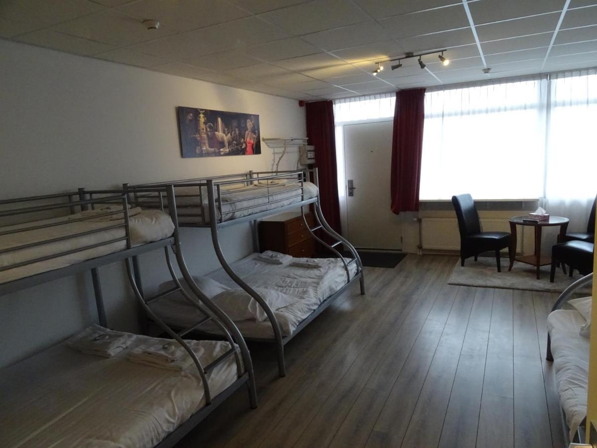 Hotel Wijkerhaven เบเวอร์เวจ์ค ภายนอก รูปภาพ
